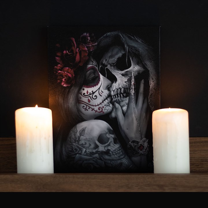 19x25cm Dead Kiss Canvas Plaque by Spiral Direct 4 S03721842 14 2