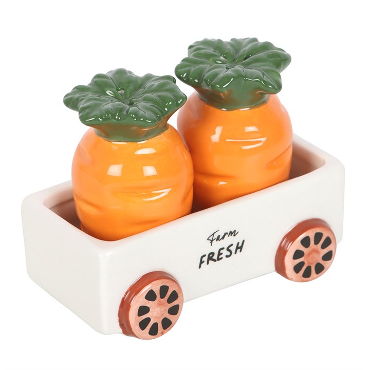 Carrot Salt and Pepper Shakers in Wagon 4 CT 372253